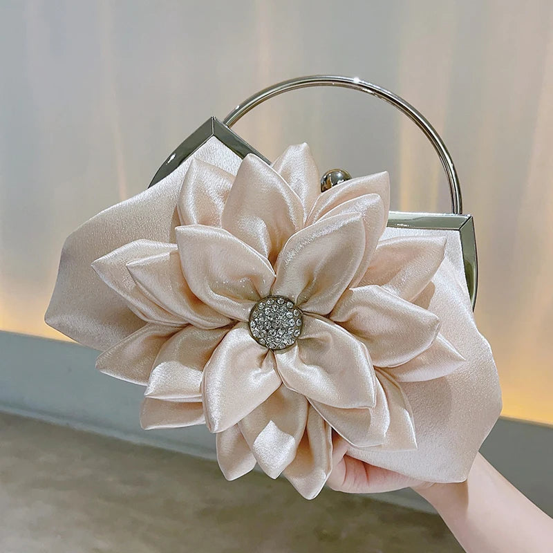 Women's Polyester Floral Pattern Classic Formal Wedding Clutch