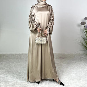 Women's Arabian Polyester Full Sleeve Plain Pattern Elegant Abaya