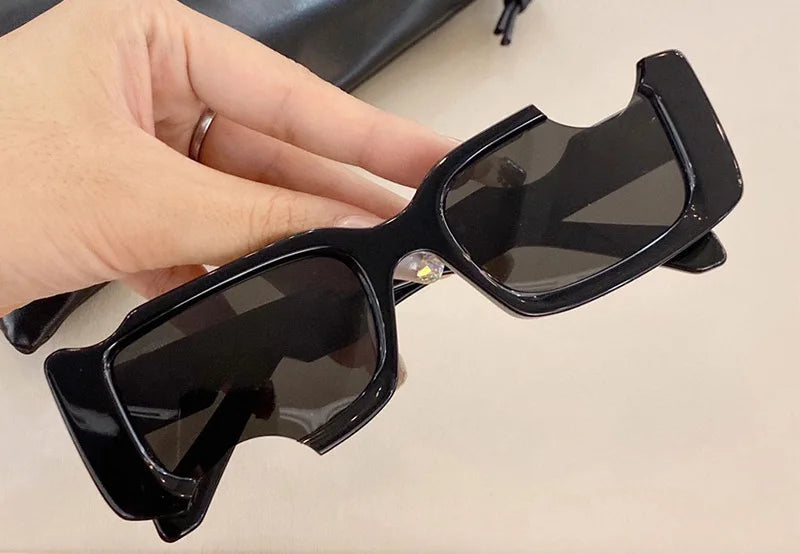 Women's Resin Frame Rectangle Shaped Vintage UV400 Sunglasses