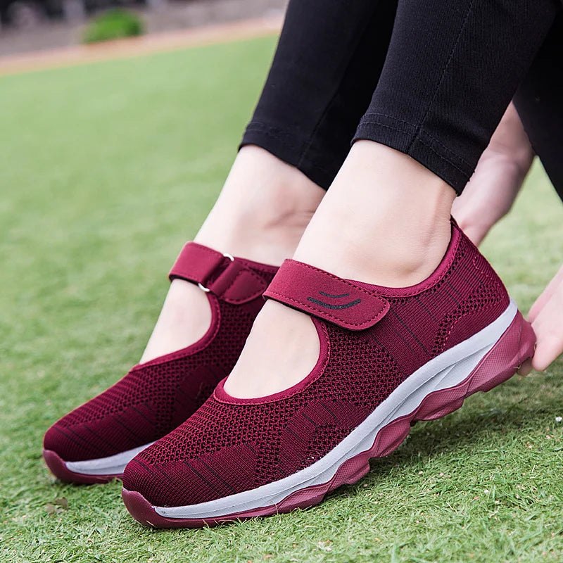 Women's Mesh Round Toe Hook Loop Closure Breathable Sneakers