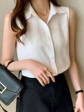 Women's Polyester Turn-Down Collar Sleeveless Casual Wear Blouse