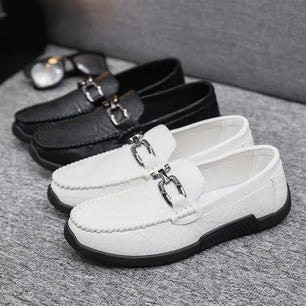 Men's PU Round Toe Slip-On Closure Solid Pattern Casual Shoes