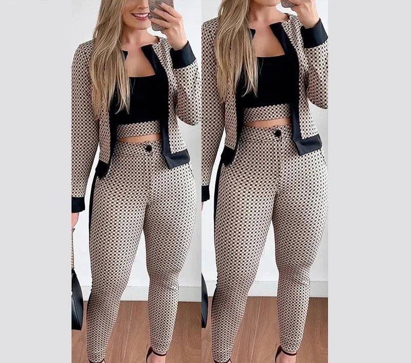 Women's Polyester O-Neck Long Sleeve Plaid Pattern Three-Piece Set