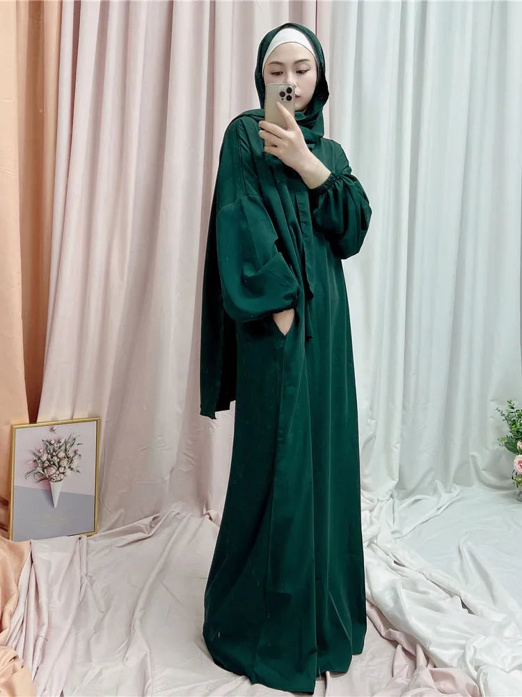 Women's Arabian Polyester Full Sleeve Solid Pattern Casual Abaya