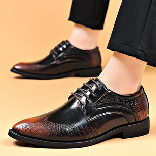 Men's Patent Leather Pointed Toe Lace-Up Closure Formal Shoes