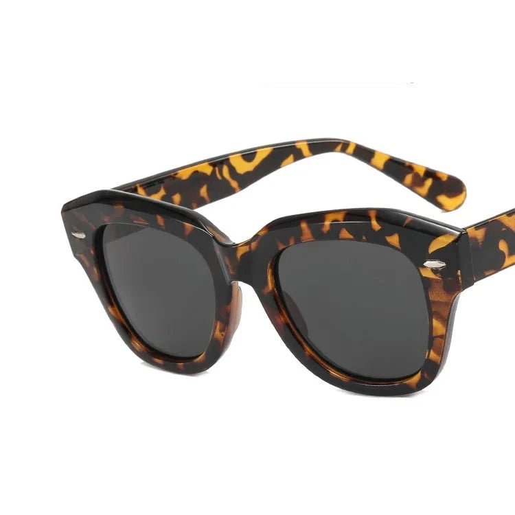 Women's Cat Eye Resin Frame Resin Lens UV400 Trendy Sunglasses