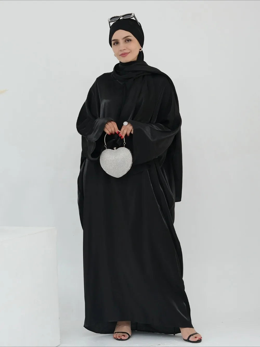 Women's Arabian Polyester Full Sleeves Solid Pattern Long Dress