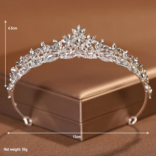 Women's Zinc Alloy Plant Pattern Tiaras Bridal Classic Crown