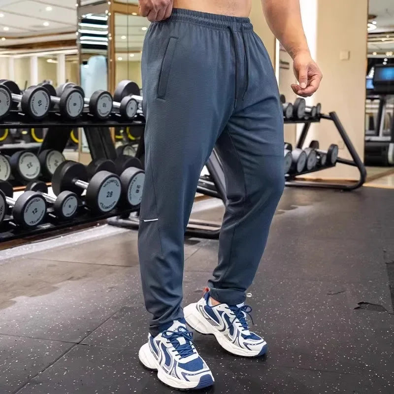 Men's Polyester Drawstring Closure Fitness Gymwear Trousers