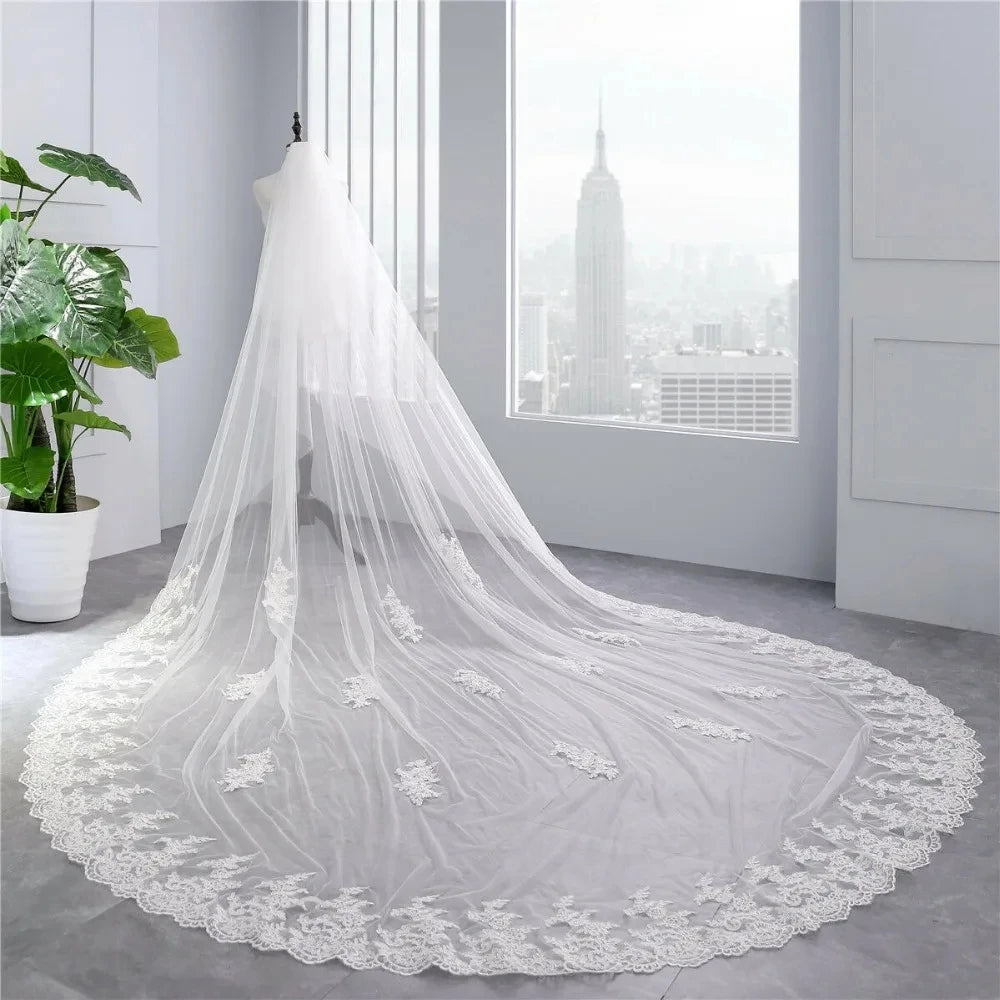 Women's Polyester Applique Edge One-Layer Embroidery Bridal Veils