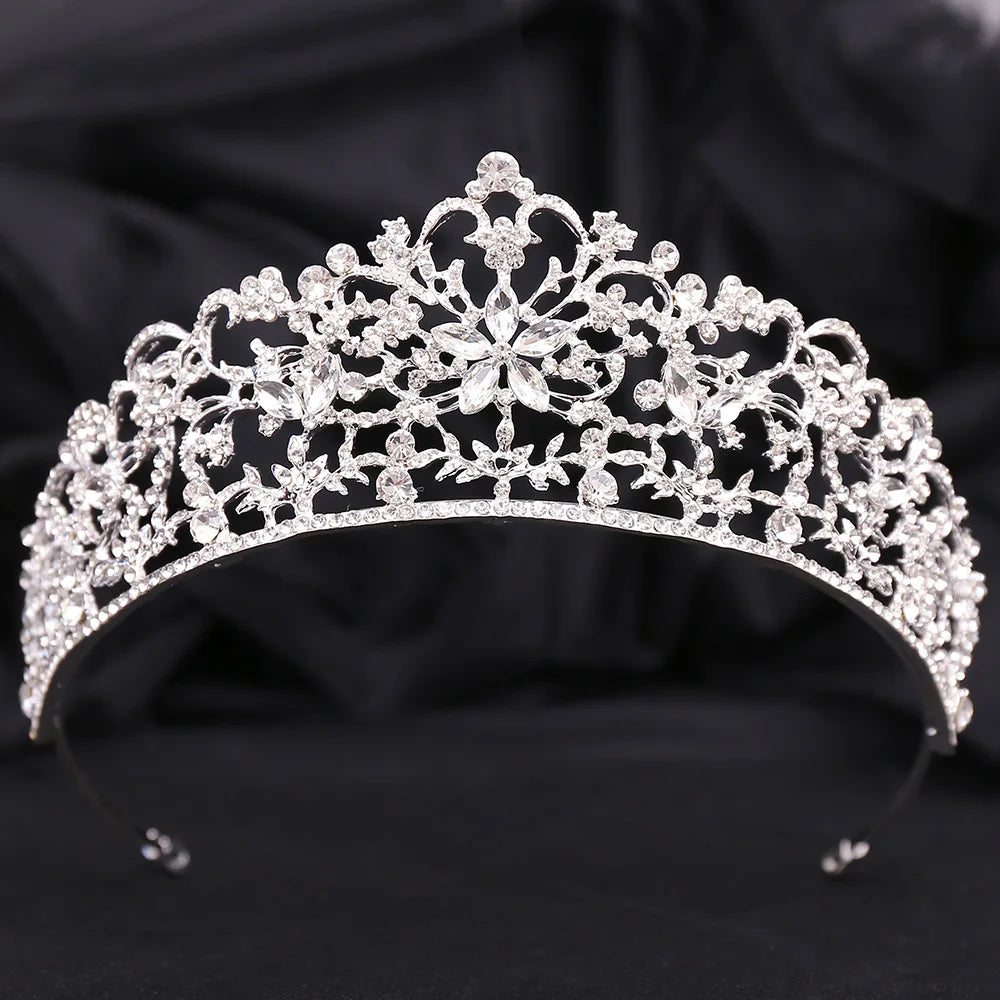 Women's Zinc Alloy Plant Pattern Tiaras Bridal Classic Crown