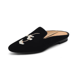 Women's Suede Round Toe Slip-On Closure Casual Embroidery Shoes