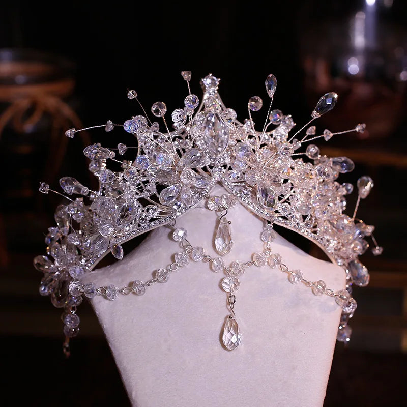 Women's Zinc Alloy Plant Pattern Tiaras Bridal Classic Crown