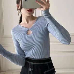 Women's Acrylic V-Neck Full Sleeves Pullover Knitted Sweater