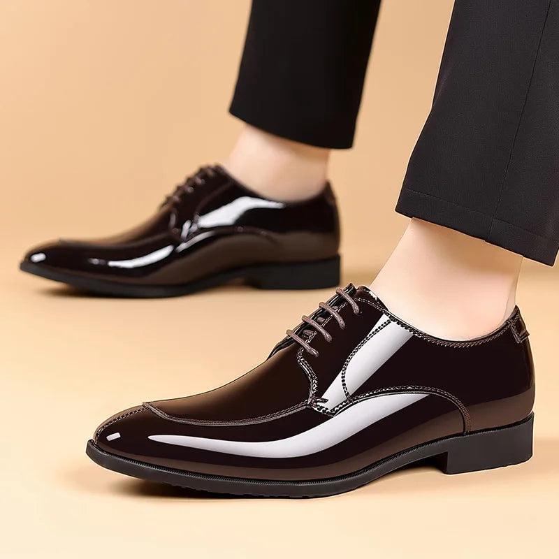 Men's Patent Leather Pointed Toe Lace-Up Closure Formal Shoes