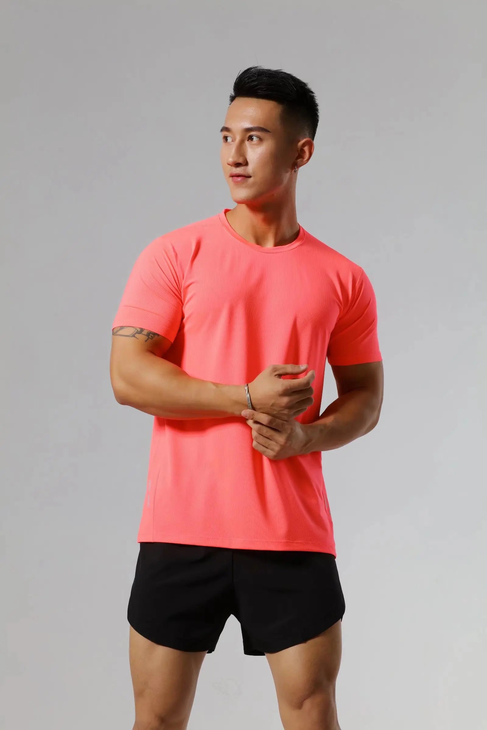 Men's Polyester Short Sleeve Pullover Closure Sportswear T-Shirt