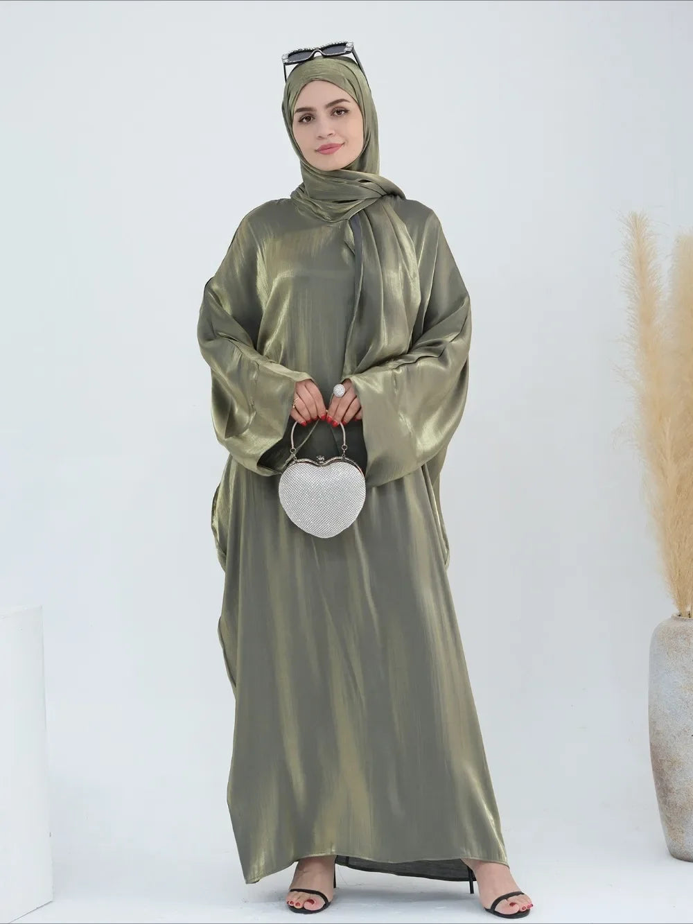 Women's Arabian Polyester Full Sleeves Solid Pattern Long Dress