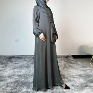 Women's Arabian Polyester Full Sleeve Plain Pattern Elegant Abaya