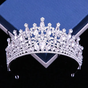 Women's Zinc Alloy Plant Pattern Tiaras Bridal Classic Crown