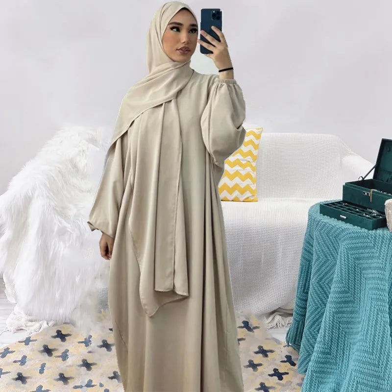 Women's Arabian Polyester Full Sleeve Solid Pattern Casual Abaya