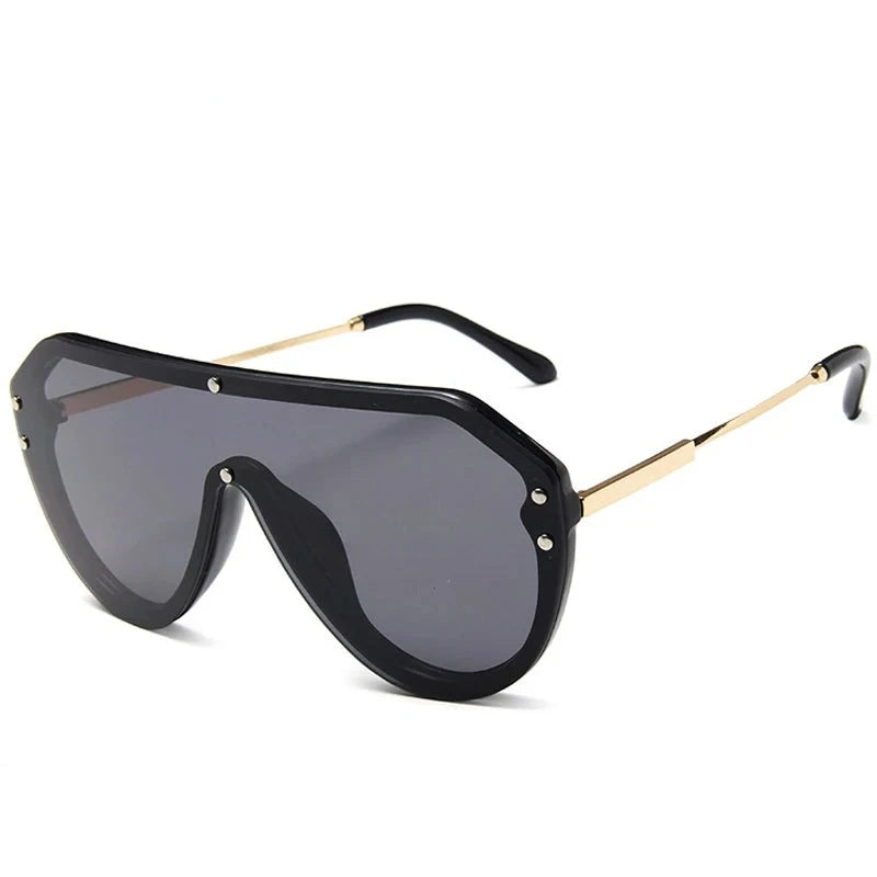 Women's Alloy Frame Acrylic Lens Oval Shaped Vintage Sunglasses