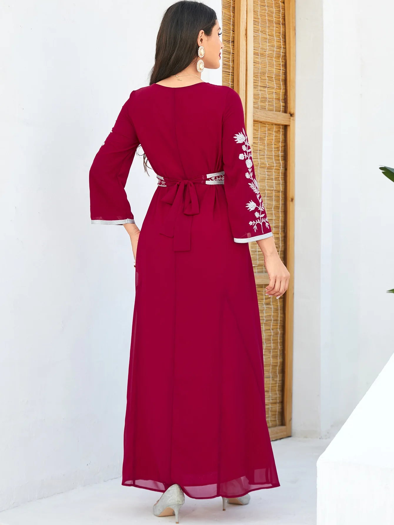 Women's Arabian Polyester Full Sleeves Embroidery Pattern Dress