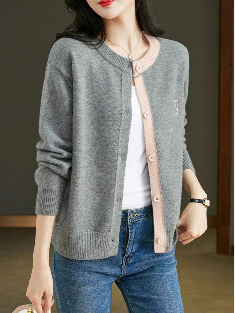 Women's Polyester O-Neck Long Sleeves Solid Pattern Cardigan