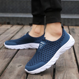 Men's Mesh Round Toe Slip-On Closure Breathable Sport Sneakers