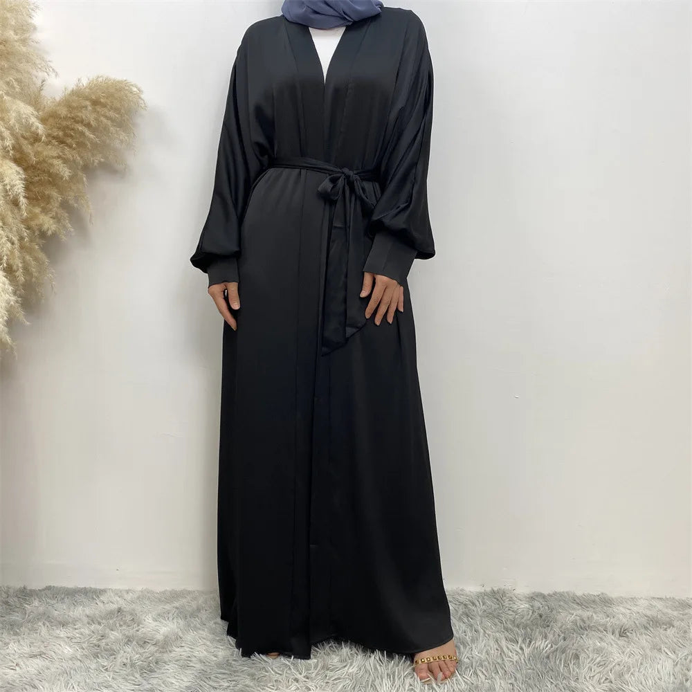 Women's Arabian Polyester Full Sleeve Plain Pattern Elegant Abaya