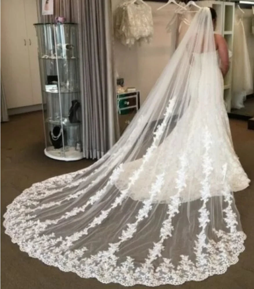 Women's Polyester Lace Edge One-Layer Luxury Bridal Wedding Veils