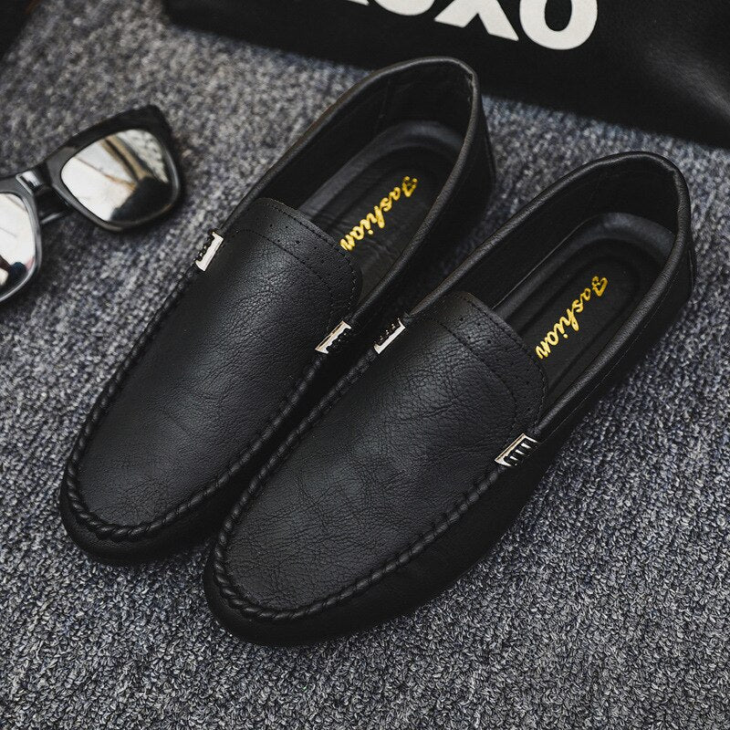 Men's PU Leather Round Toe Slip-On Closure Casual Wear Shoes