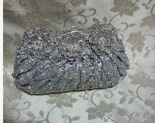 Women's Metallic Hasp Closure Rhinestone Pattern Wedding Clutch