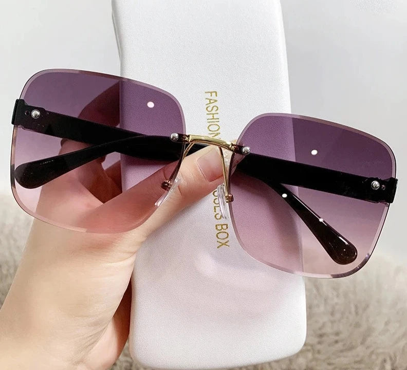 Women's Plastic Frame Acrylic Lens Square Shaped Sunglasses