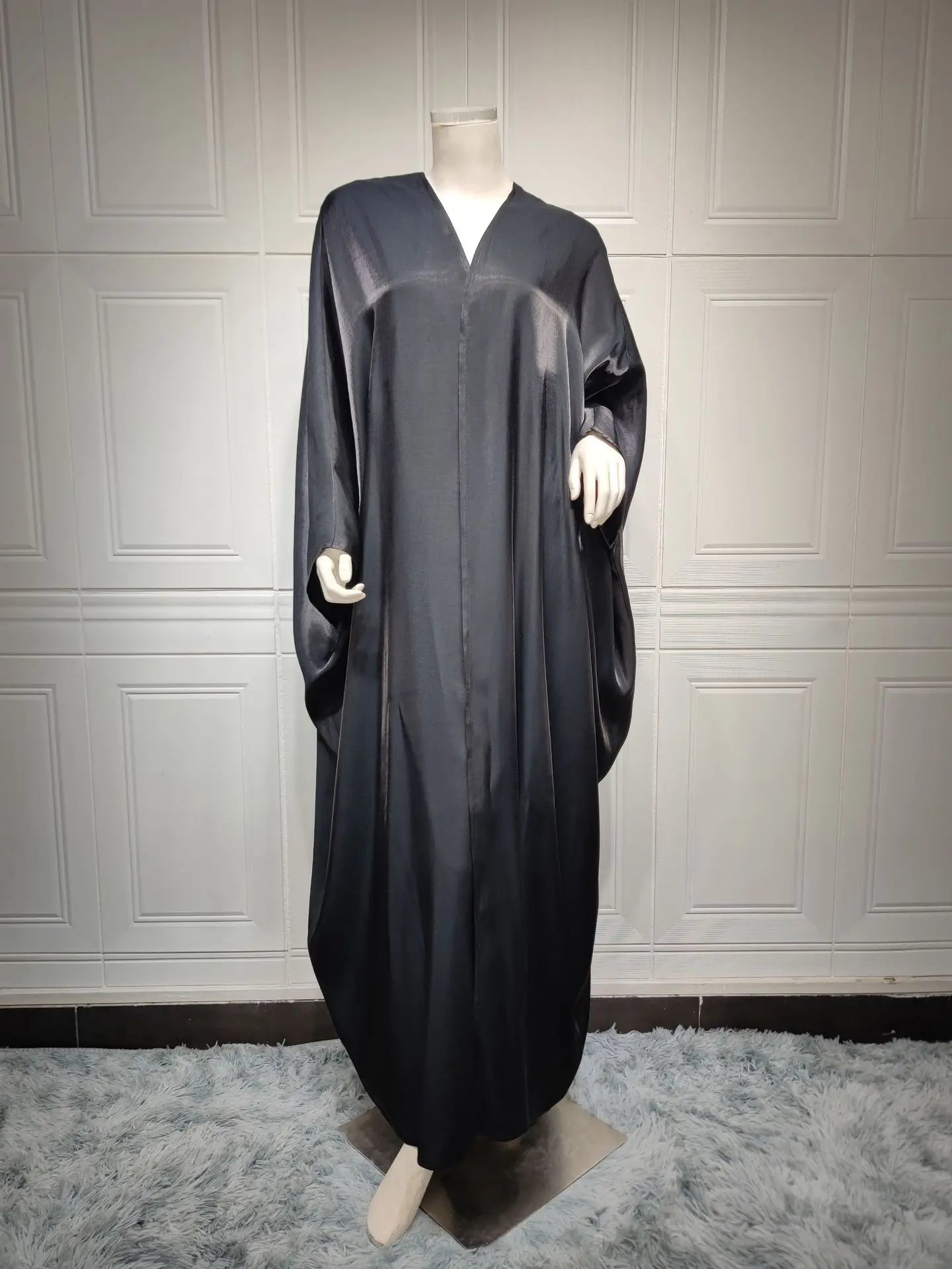 Women's Arabian Polyester Full Sleeve Solid Pattern Casual Abaya