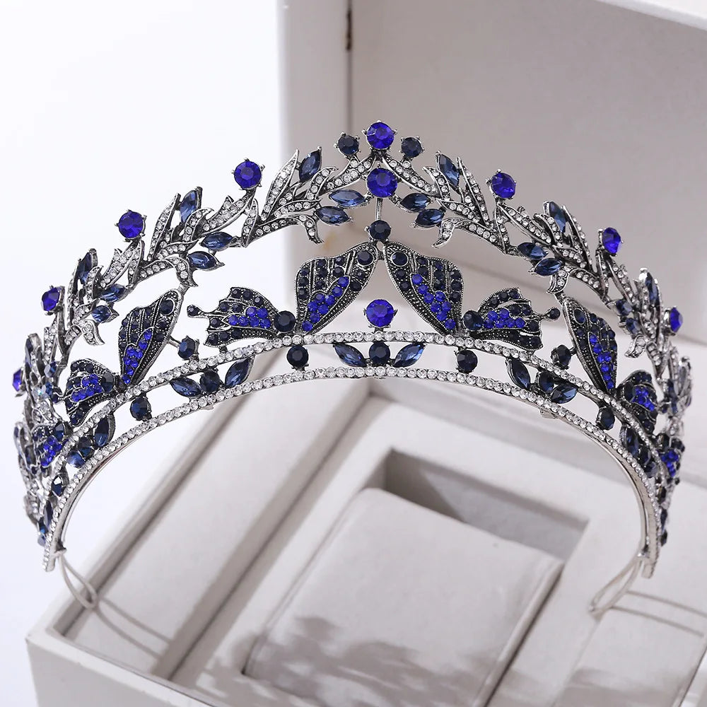 Women's Zinc Alloy Geometric Pattern Tiaras Bridal Classic Crown