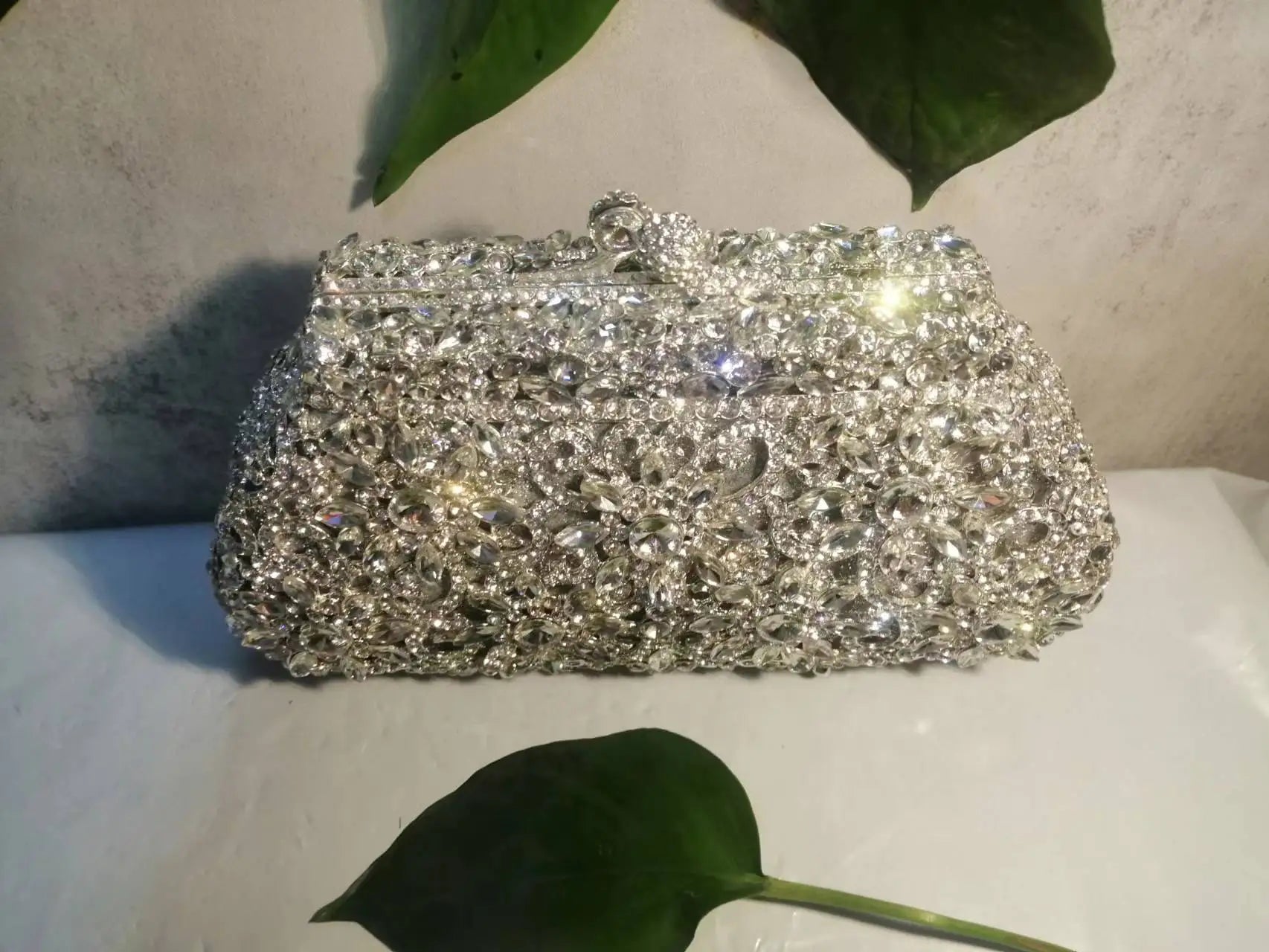 Women's Metallic Hasp Closure Rhinestone Pattern Wedding Clutch