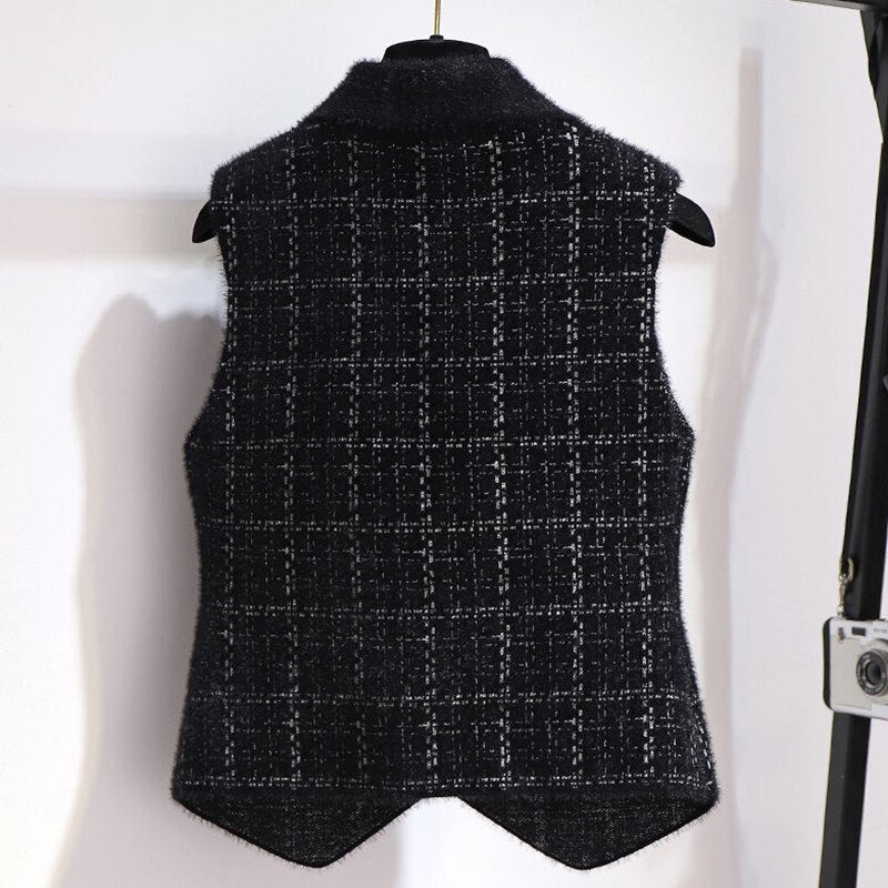 Women's Acrylic Turn-Down Collar Sleeveless Vintage Sweater