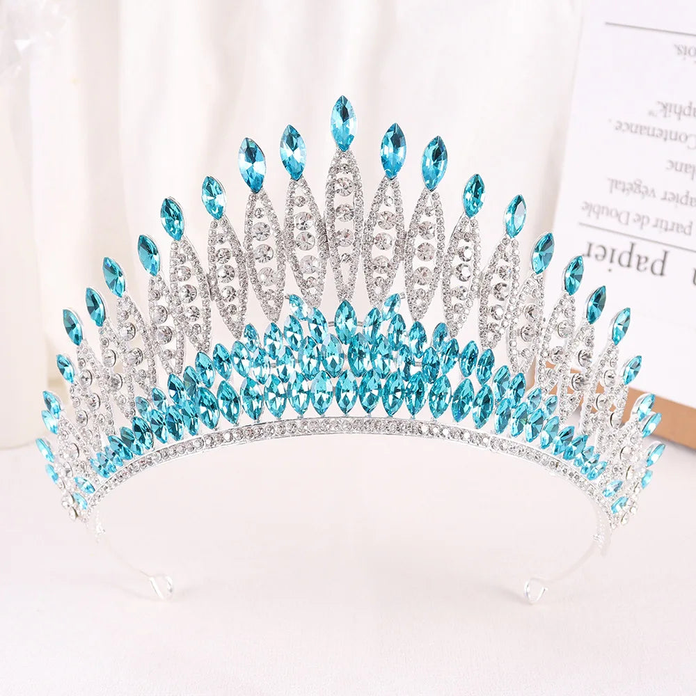 Women's Zinc Alloy Plant Pattern Tiaras Bridal Classic Crown