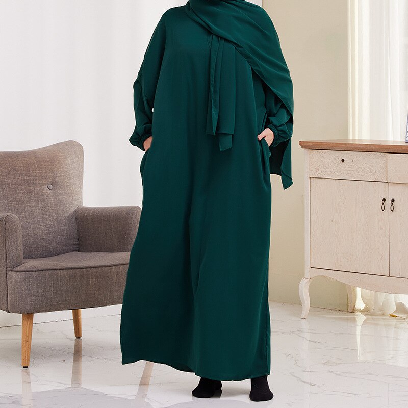 Women's Arabian Polyester Full Sleeve Solid Pattern Casual Abaya