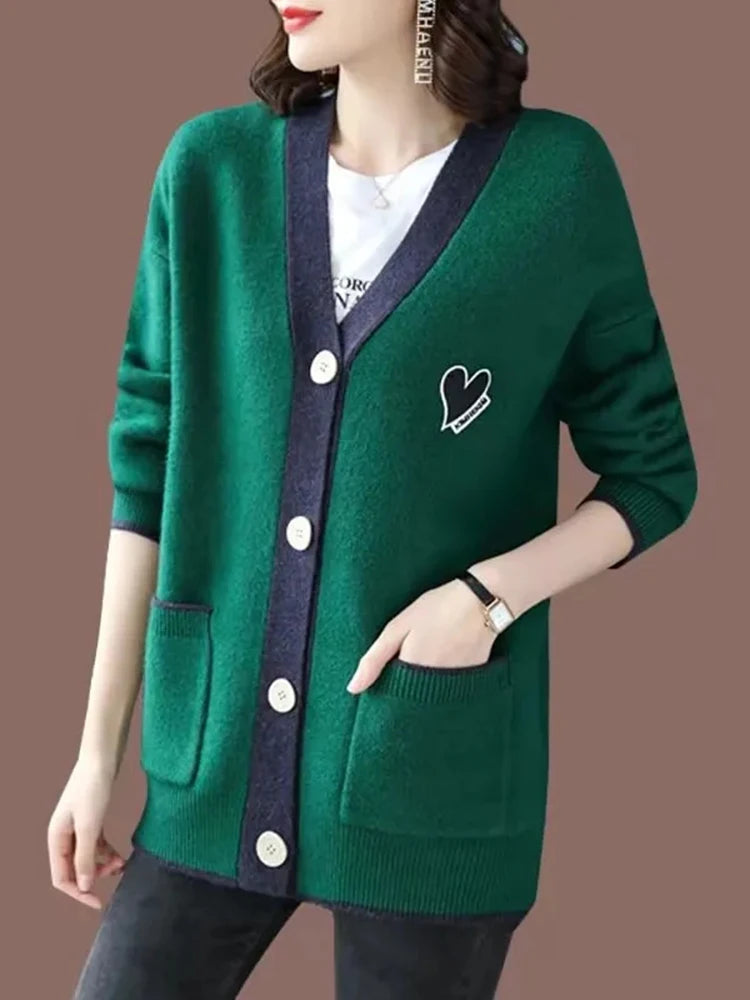 Women's Polyester V-Neck Long Sleeves Solid Pattern Cardigan