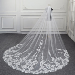 Women's Polyester Lace Edge One-Layer Cathedral Wedding Veils