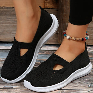 Women's Mesh Round Toe Slip-On Closure Platform Casual Sneakers