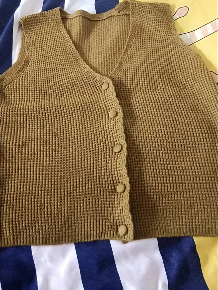 Women's Acrylic V-Neck Solid Pattern Single Breasted Sweater