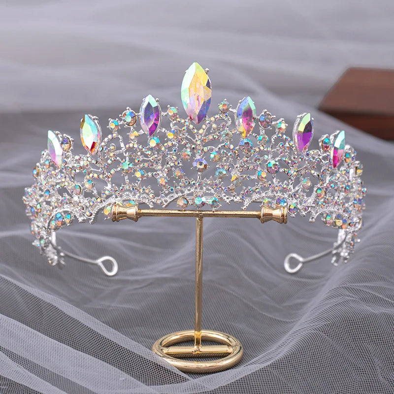 Women's Zinc Alloy Plant Pattern Tiaras Bridal Classic Crown