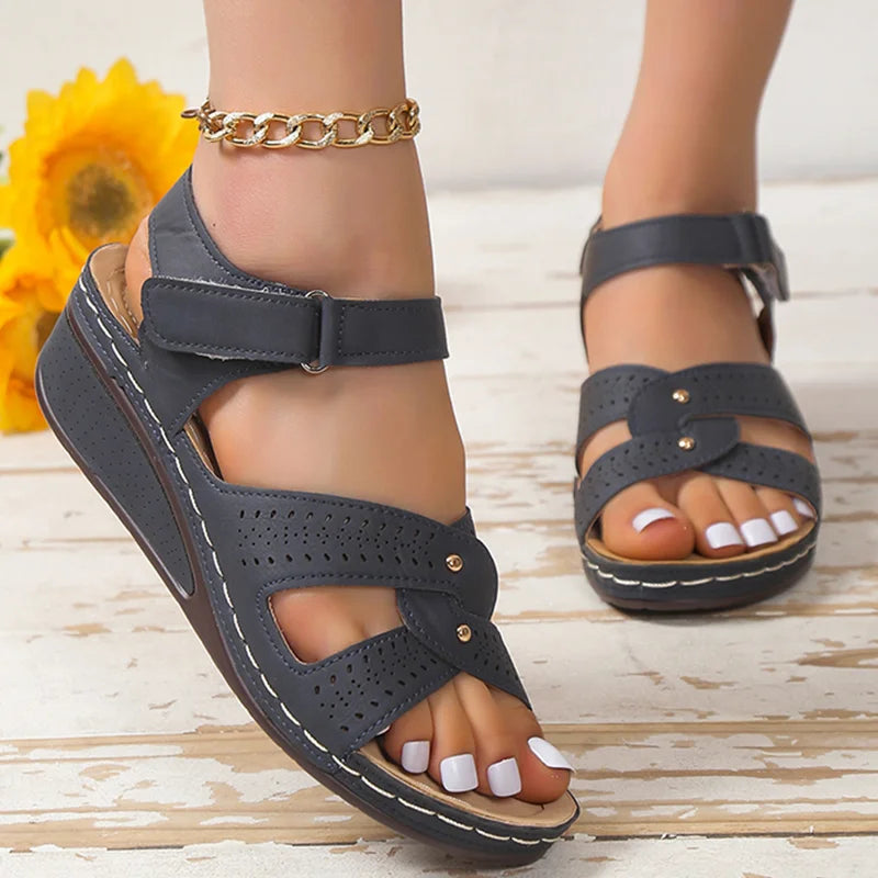 Women's PU Peep Toe Hook & Loop Closure Casual Wear Sandals