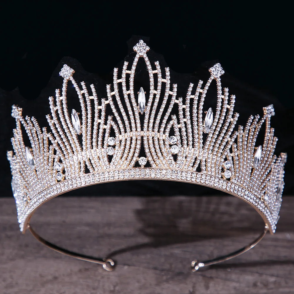 Women's Zinc Alloy Geometric Pattern Tiaras Bridal Wedding Crown