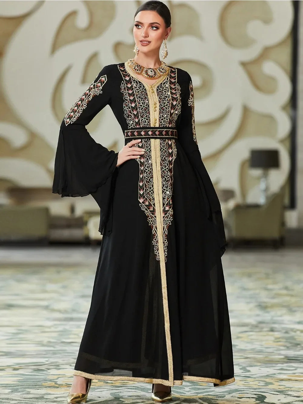 Women's Arabian Polyester Full Sleeves Embroidery Pattern Dress