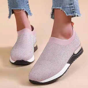 Women's Stretch Fabric Round Toe Slip-On Closure Breathable Shoes