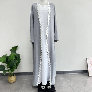 Women's Arabian Polyester Full Sleeve Plain Pattern Elegant Abaya