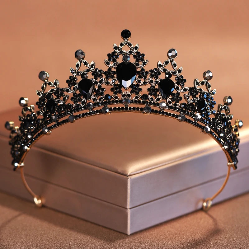 Women's Zinc Alloy Plant Pattern Tiaras Bridal Classic Crown